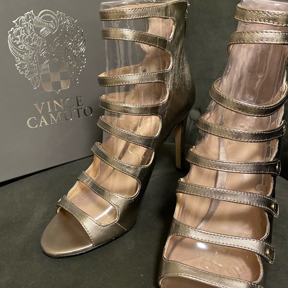 Vince Camuto Womens Bronze Leather Strappy Pumps